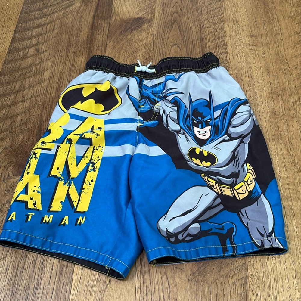Dc Justice League Boy’s Batman Swim Trunks Size 5/6